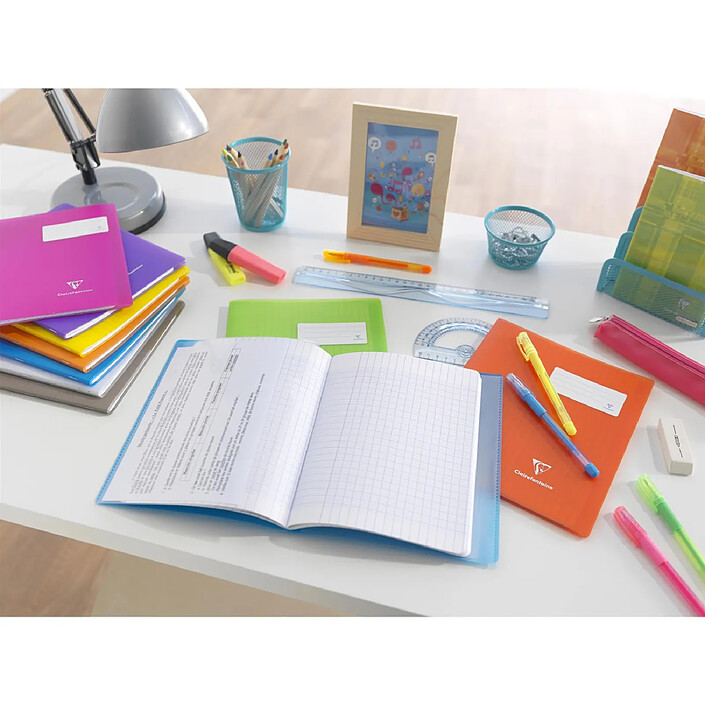 Avis CLAIREFONTAINE Cahier piqué Koverbook 24x32cm 96 pages grands carreaux PP transparent - Vert