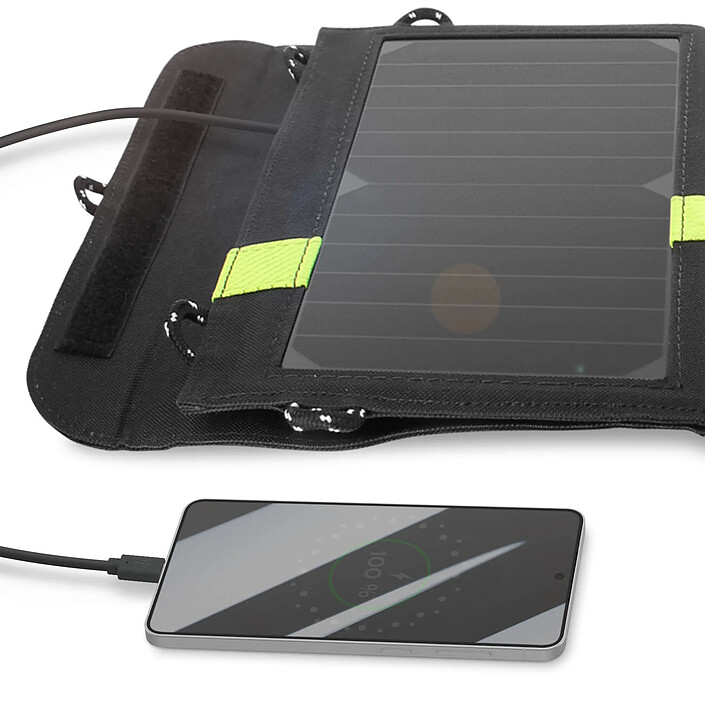 Avis Avizar Chargeur Solaire Étanche 20W Double USB Pliable pour l'extérieur Noir