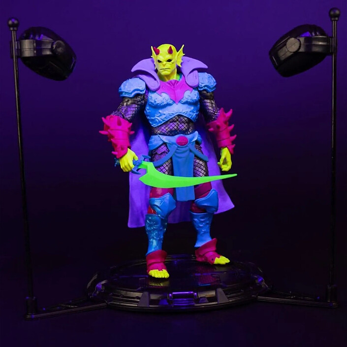 Avis DC Multiverse - Figurine The Demon (Demon Knights) Black Light Edition (Gold Label) 18 cm