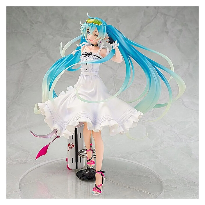 Avis Hatsune Miku GT Project Original - Figurine 1/7 Vacation Style Ver. 24 cm