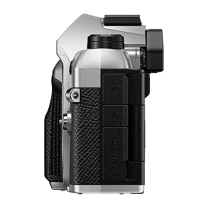 Avis OM SYSTEM OM-5 II Silver + ED 14-150 f/4-5.6