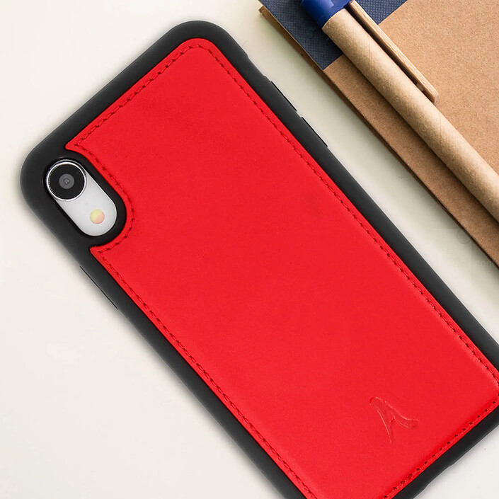 Avis akashi Coque Apple iPhone XR Protection Rigide Cuir Véritable Akashi - Rouge
