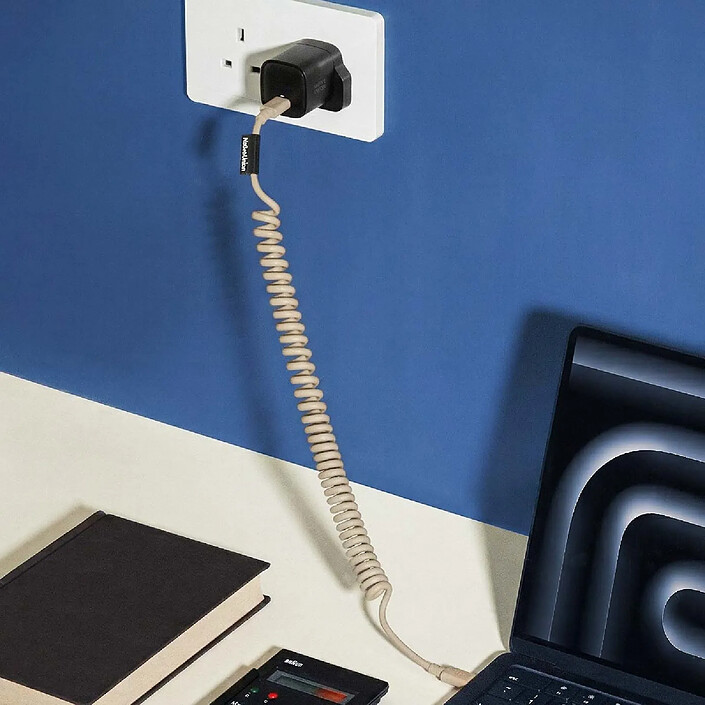 Acheter Native Union Câble USB-C vers USB-C 60W Spiralé 2.4m Série POP Charge Rapide Beige