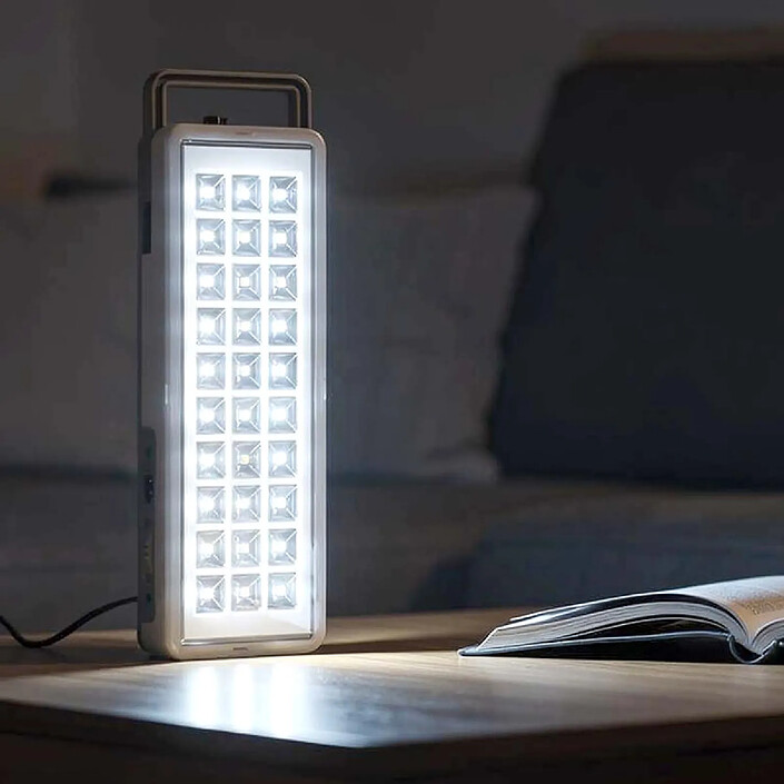 Avis Avizar Lampe d'Urgence 30 LED Haute Luminosité 1800mAh Rechargeable