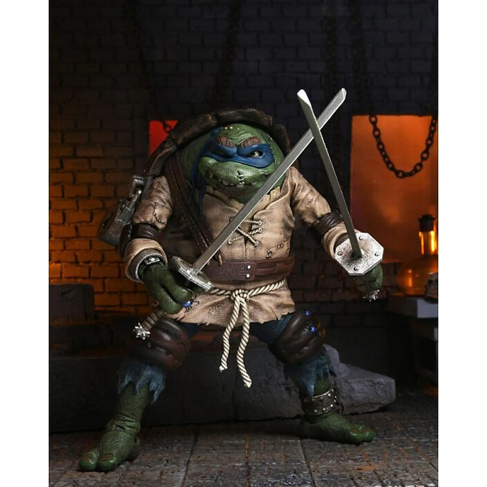 Avis Universal Monsters x Teenage Mutant Ninja Turtles - Figurine Ultimate Leonardo as The Hunchback 18 cm