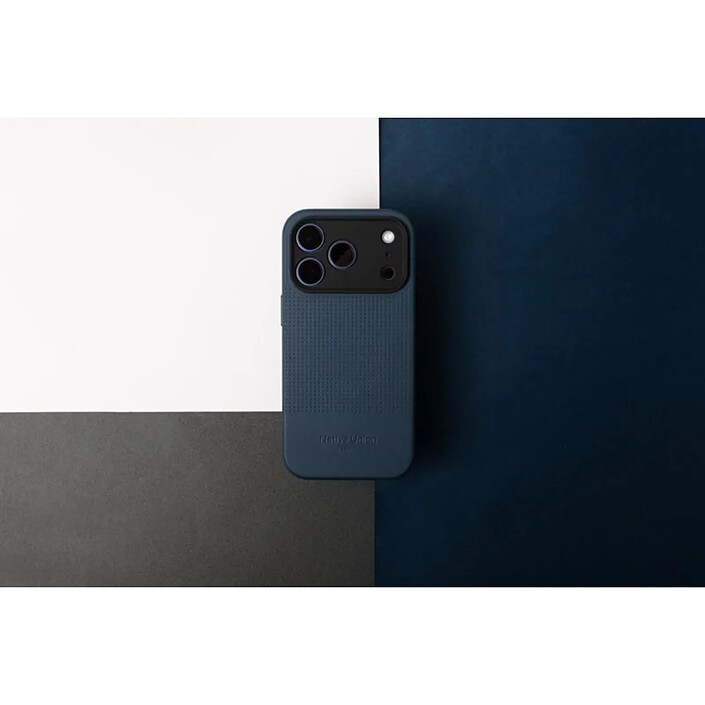 Acheter Native Union Coque MagSafe pour iPhone 18 Pro Protection Renforcé Antichoc Bleu marine