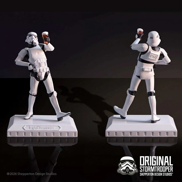 Original Stormtrooper - Figurine Raise a Glass 17 cm pas cher