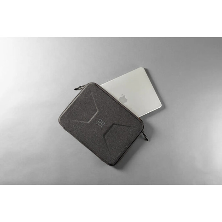 UAG Housse pour Ordinateur Portable 16" Collection Civilian en Néoprène Noir pas cher