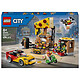 LEGO City 60496 La Pizzeria et ses Véhicules de Livraison Jeu de Construction - Jouet Voiture, Scooter, Drone, Borne d'Arcade & 4 Minifigurines - Idée de Cadeau d'Anniversaire pour Garçon dès 6 ans