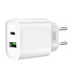 XO Chargeur Mural iPhone USB et USB-C 20W avec Lightning Blanc Le chargeur offre une puissance maximale de 20W via le port USB-C avec la technologie Power Delivery (PD), permettant de charger rapidement les appareils compatibles