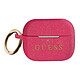 Guess Coque Silicone pour AirPods Pro Aspect Pailleté avec Bague Mousqueton Fuchsia Coque Fuchsia de la marque Guess pour embellir vos AirPods Pro tout en les protégeant des chocs et rayures