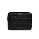 Guess Housse pour Ordinateur Portable 13 Pouces Quilted avec Poche Arrière Zippée Noir Dotée d'un compartiment principal rembourré protégeant des chocs et des rayures