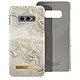 iDeal of Sweden Coque pour Samsung S10e Marbré Luxe Ultra fine Sparkle Greige Marble Beige Design marbré grège avec des touches dorées scintillantes, rehaussé par une plaque dorée "IDEAL OF SWEDEN"