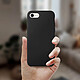 Avis Avizar Coque pour iPhone SE 2022 / 2020 et 8 / 7 Souple Soft Touch Anti-rayures Noir
