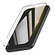 Tactical Verre Trempé pour iPhone 17 Multicouche Antichoc avec Applicateur Noir transparent Ce verre trempé multicouche absorbe efficacement les chocs et protège l'écran contre les impacts et les rayures