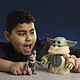 Star Wars: The Mandalorian & Grogu - Figurine électronique Câlins Grogu & Anzellan 17 cm pas cher